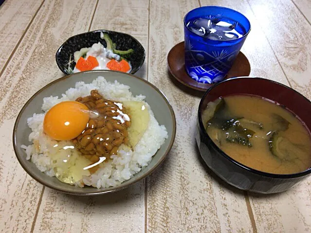 今日の男飯(⌒-⌒; )朝ごはんバージョン♫納豆and味噌汁andピクルスwithヨーグルト♫|ひーちゃんさん