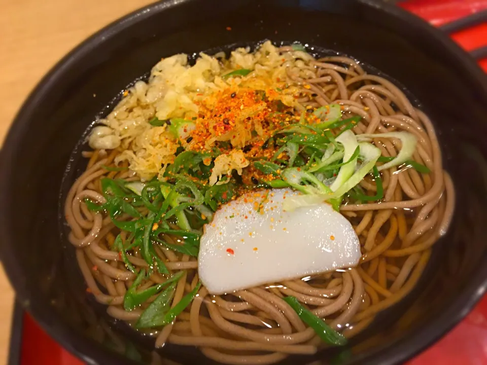 朝餉は天かす＆七味がバイキングの掛け蕎麦🍜|にゃあ（芸名）さん