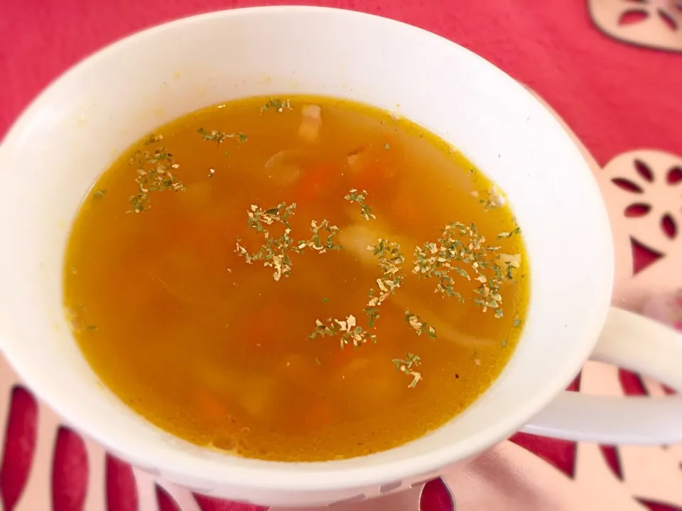 野菜たっぷりコンソメスープ♡|Maumuさん