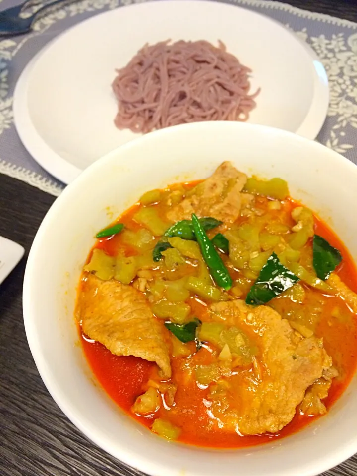 แกงมะระหมู/bitter gourd and pork red curry|SaSaさん