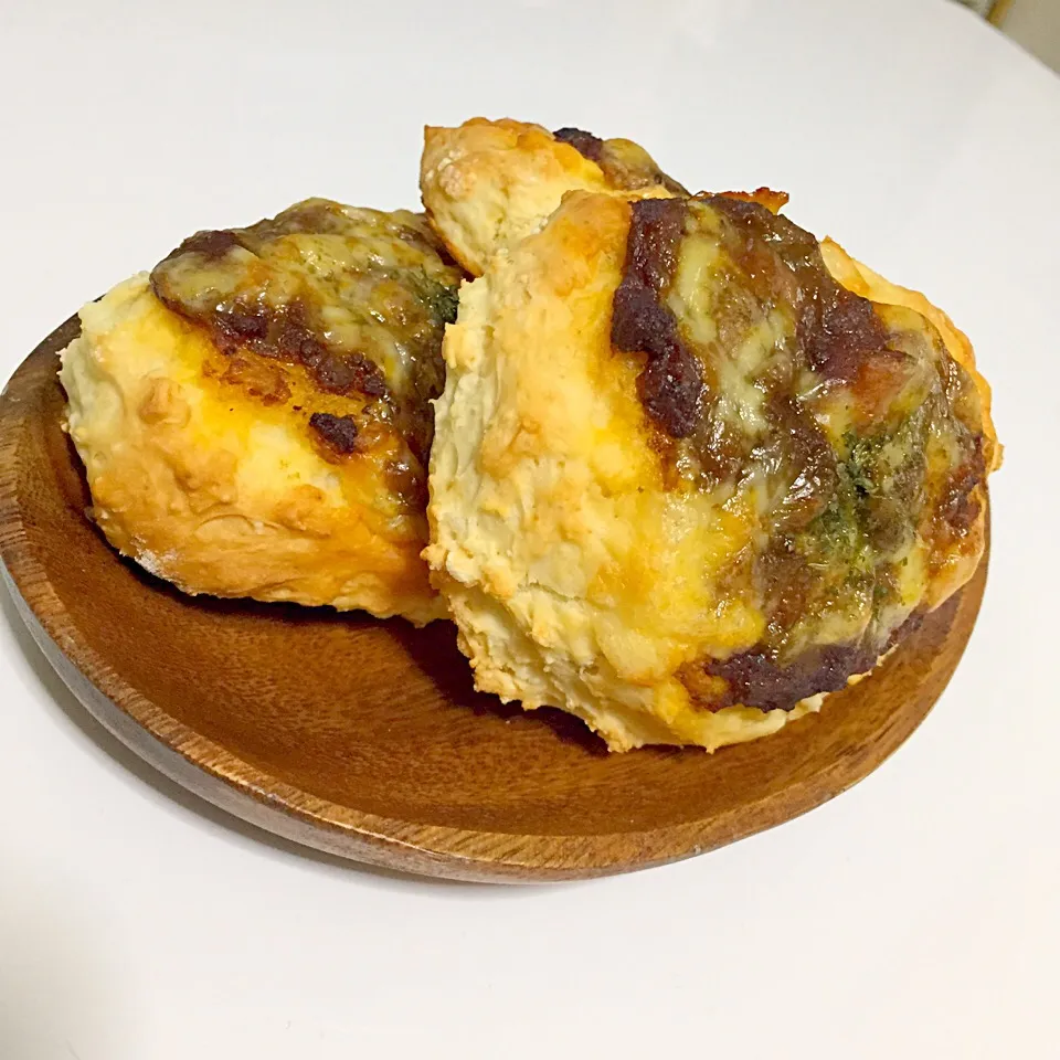 BPで簡単焼きチーズカレーパン|奏 kanadeさん