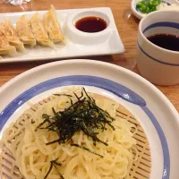 Snapdishの料理写真:餃子とさるらーめんセット|Ning PinkRabbitzzさん