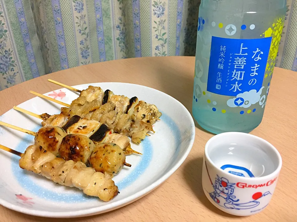 Snapdishの料理写真:なまの上善如水 純米吟醸 生酒 w/ 焼き鳥|T. Wonderさん