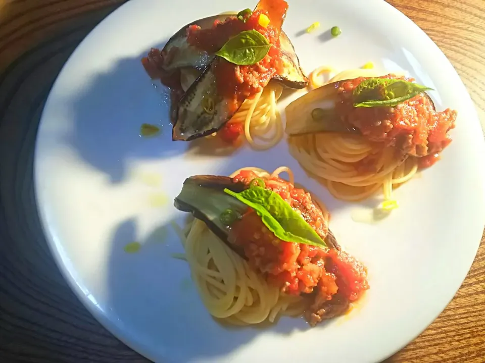 Spaghetti alla bolognese e melanzane
ボローニャ風スパゲッティーに茄子|KimaLABOさん