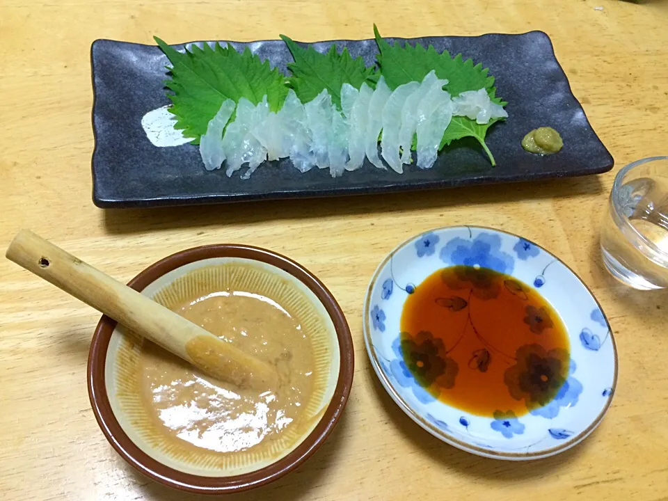 かわはぎの刺身、肝醤油付き|関孝敏さん