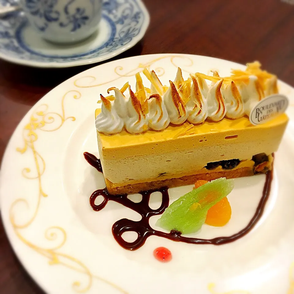 Snapdishの料理写真:ほうじ茶のケーキ♪|ましてさん