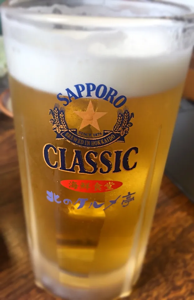 友人連れて伺いました。地元民にも美味しいお店です。写真撮ることを忘れ、最後ビールだけアップします😅|たうさん