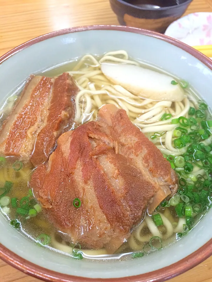 ソーキと三枚肉のミックスそば|だんちゃんさん