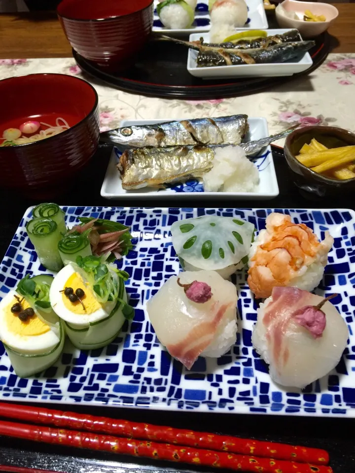 Snapdishの料理写真:🏡手毬すし💕秋刀魚で晩ご飯|keikoさん