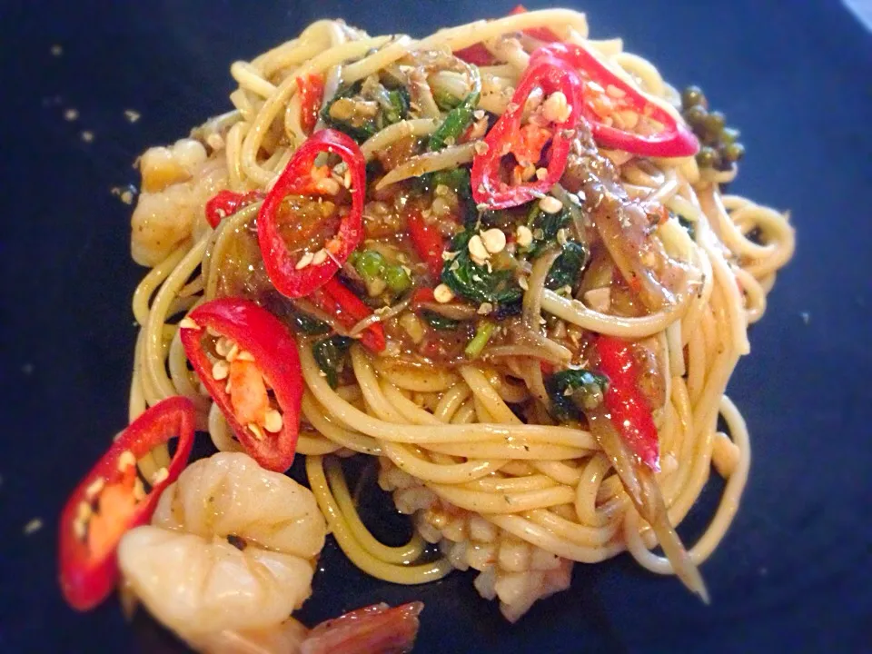 Spicy spaghetti with seafood|Yui Phiphitphakdiさん