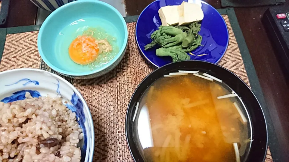 豆腐の味噌漬け&タラの芽の浅漬け&えのきの味噌汁|まぐろさん