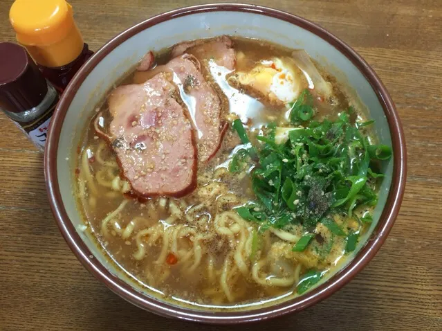 Snapdishの料理写真:マルちゃん正麺🍜、味噌味❗️(ˊo̶̶̷ᴗo̶̶̷`)੭✧✨|サソリさん