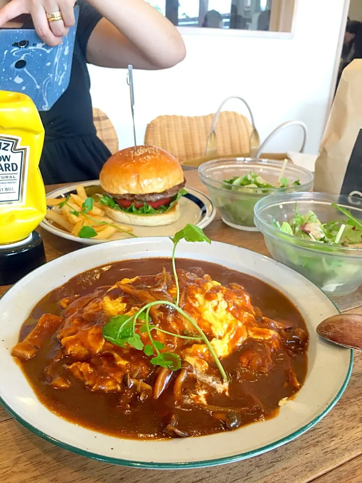 オムライスランチ＆ハンバーガーランチ😍✨|ゆかりさん