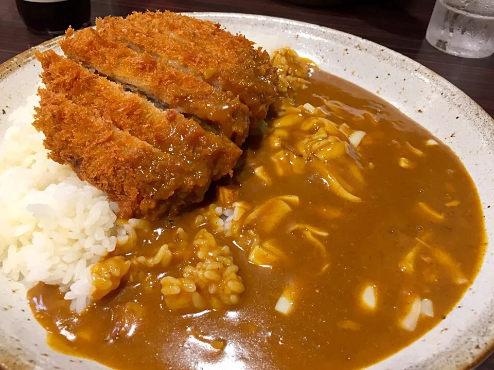 牛メンチ勝つカレー チーズ 3辛|マハロ菊池さん