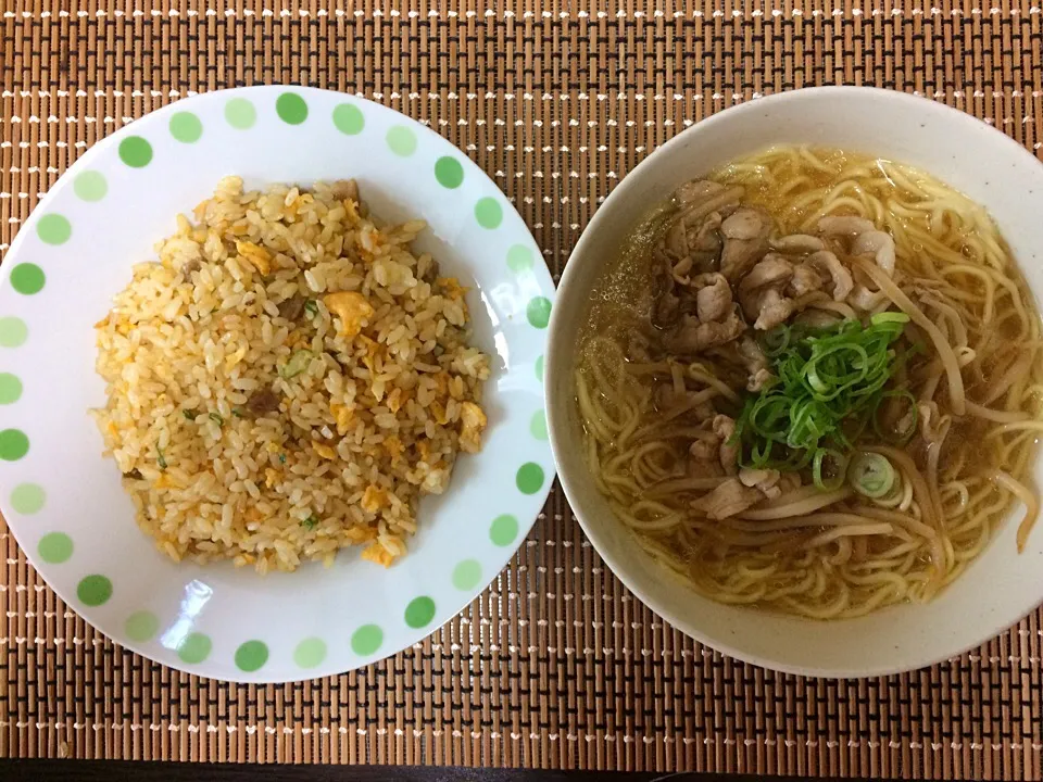 塩ラーメン•焼めし|ばーさんさん