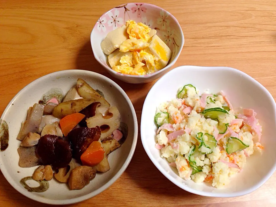 筑前煮⭐️ポテトサラダ⭐️高野豆腐の卵とじ|ほなさん