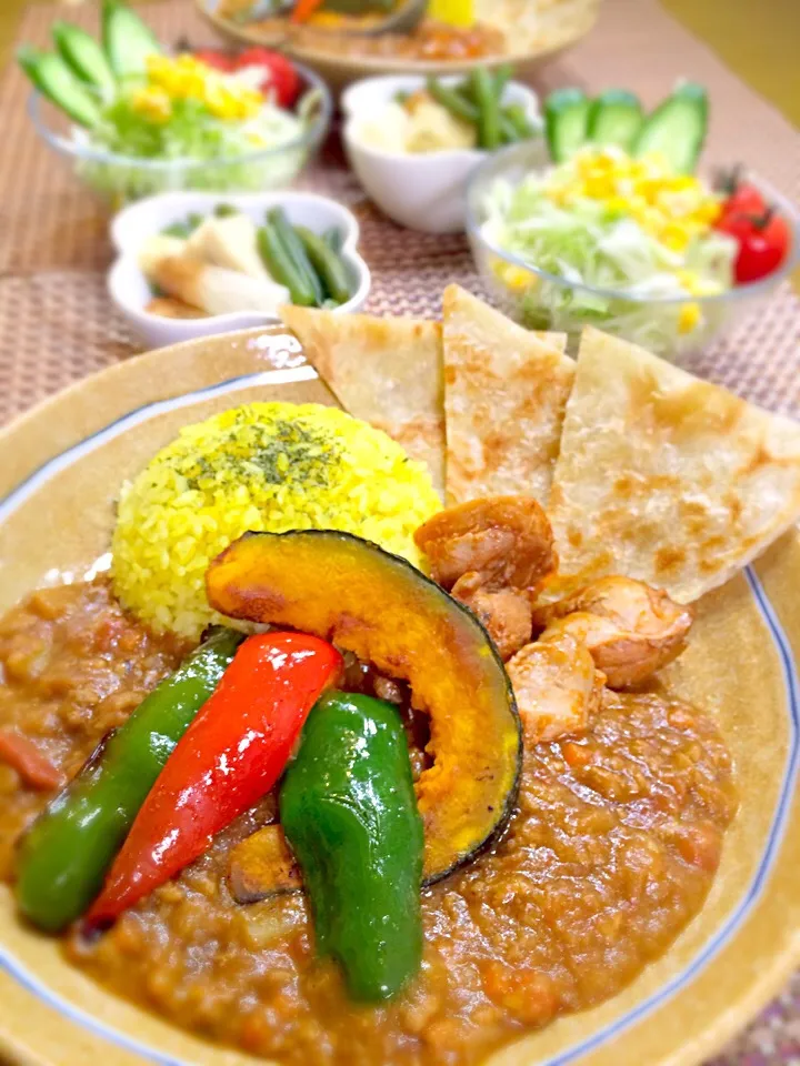 マレーシアチキンカレー&マレーシアの薄焼きパン「パラタ」💖💖|ゆりねかふぇさん