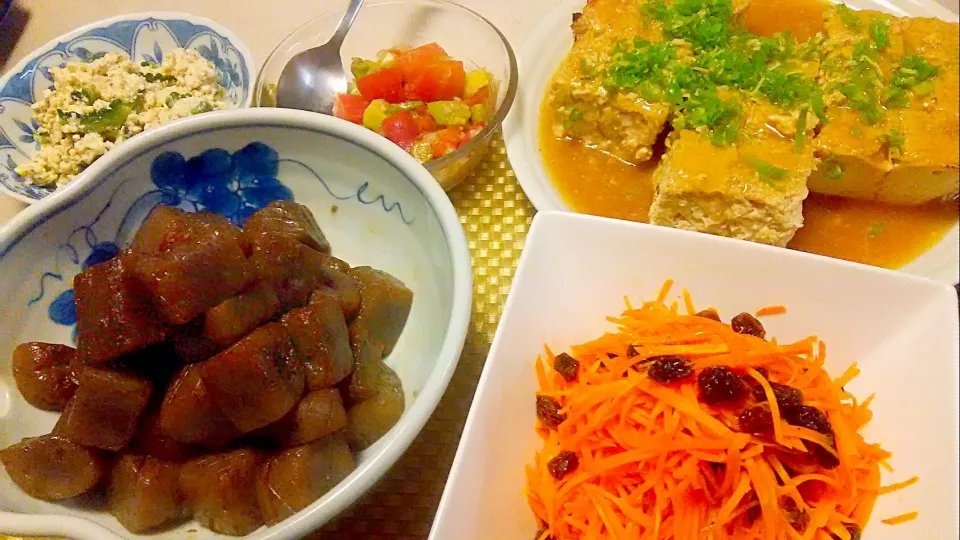 昨日の余り物に少し足した定食😋|お母の大皿さん