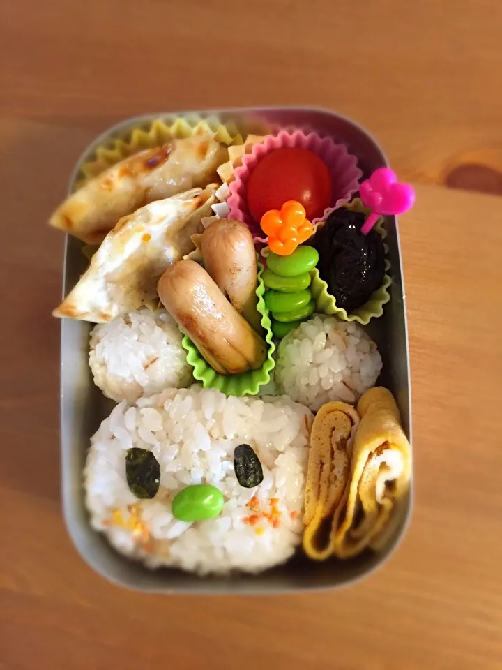 幼稚園お弁当（餃子弁当）|りんごさん