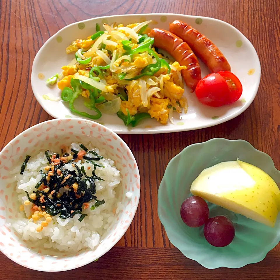 Snapdishの料理写真:朝ごはん🍳|めいこさん