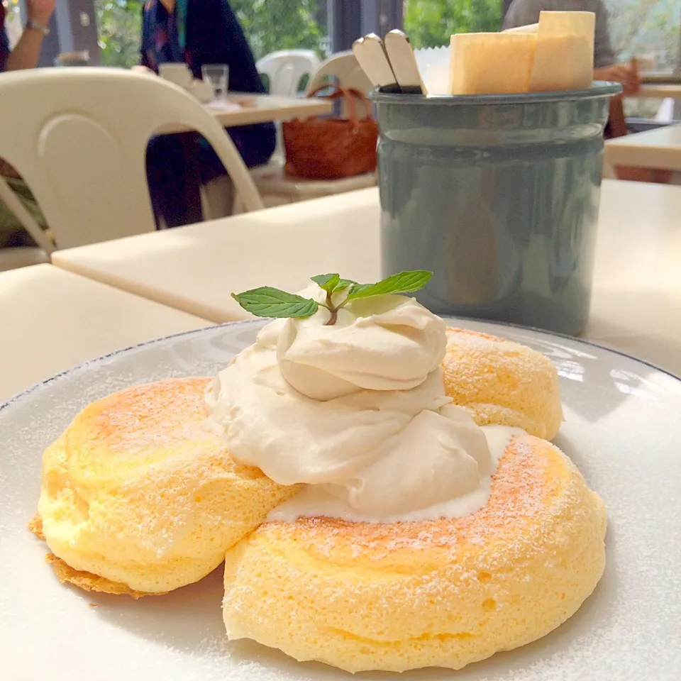 フリッパーズの奇跡のパンケーキ😋|ジヌ美さん