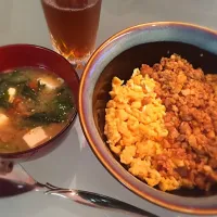 そぼろ丼他|山中 あづみさん