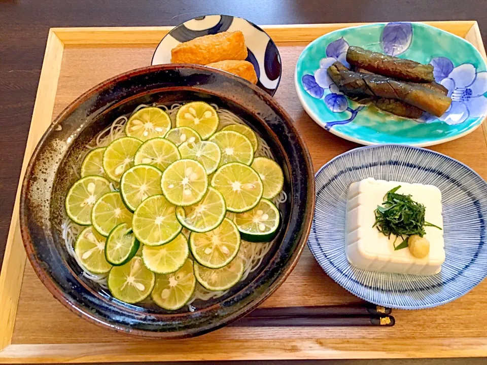 すだちそうめん   稲荷寿司   ナスの田舎煮   冷奴|NAKATAさん