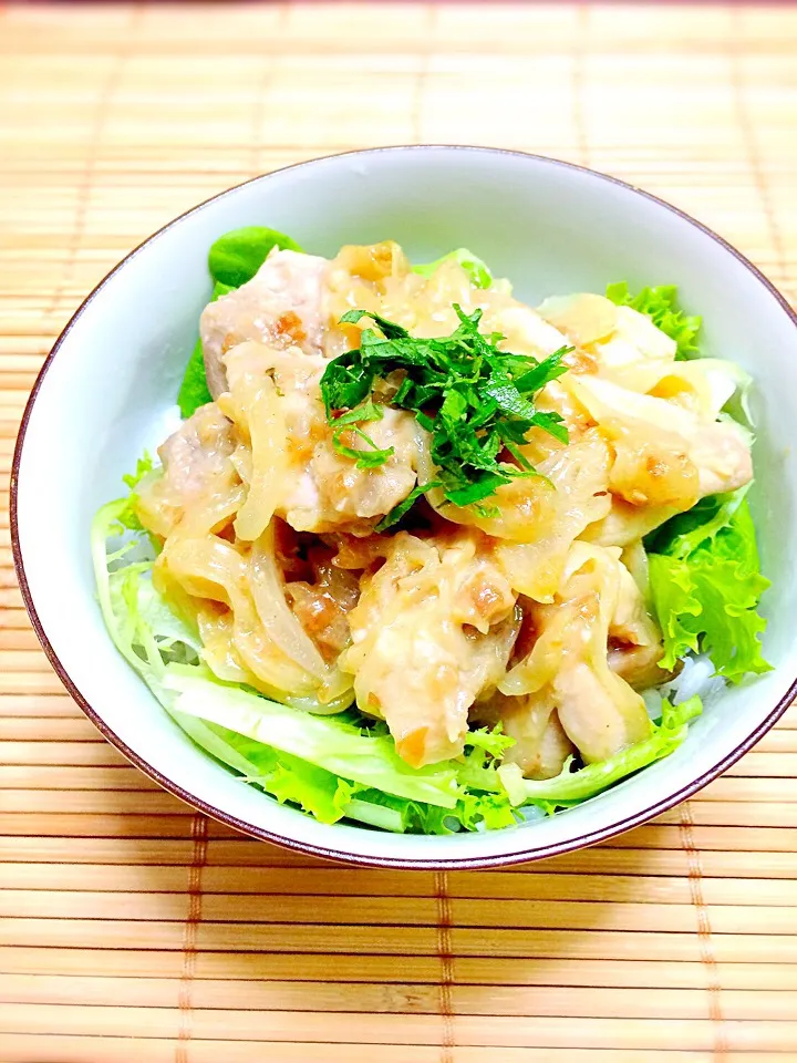 Snapdishの料理写真:鶏の梅風味丼🐓|ブー吉さん