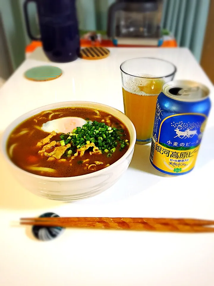 相方の夜食にカレーうどん。そしてモニター当選の小麦のビール缶🍺|nokorinさん