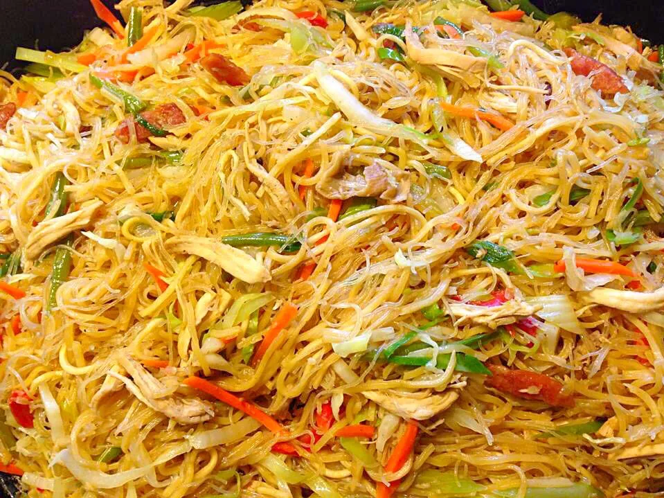 Filipino noodles (pancit)|🌺IAnneさん