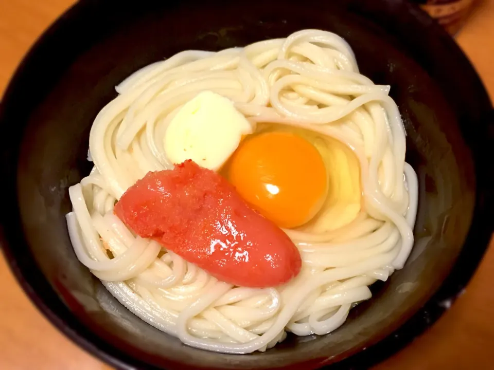 Snapdishの料理写真:朝ごはんは「釜玉明太バターうどん」 これはもうパスタだね。|Tomiko Muramatsuさん