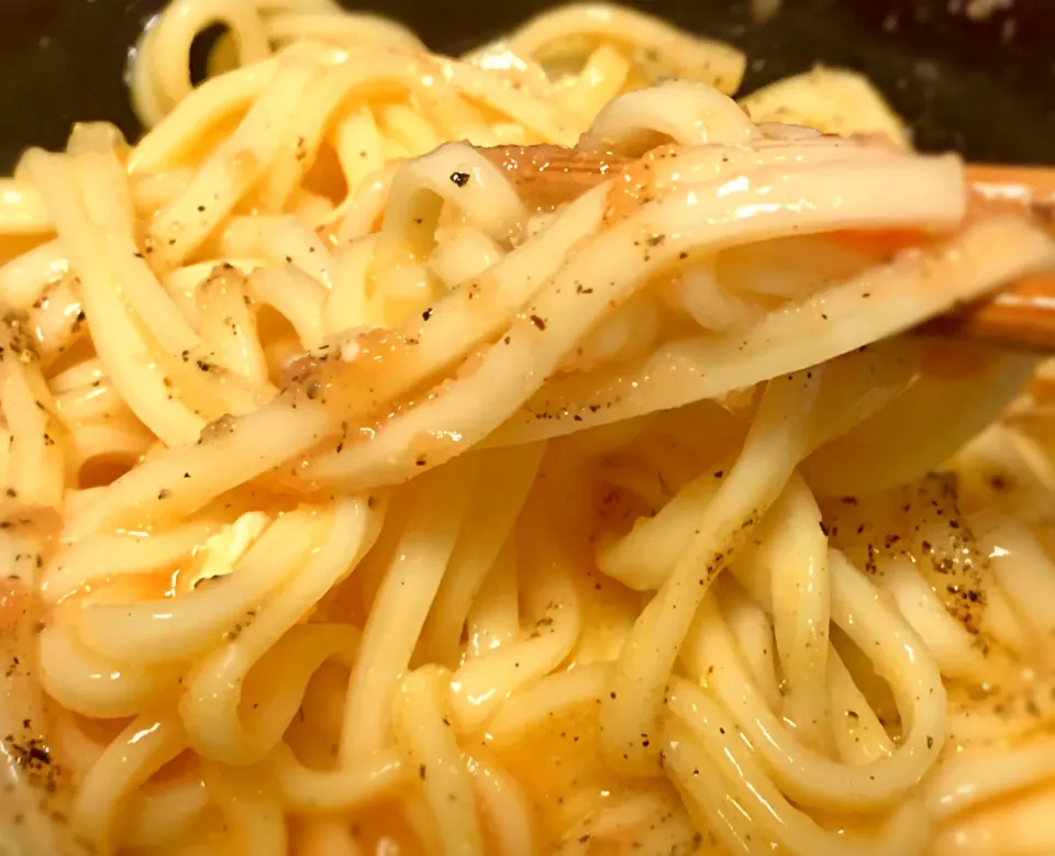 Snapdishの料理写真:朝ごはんは「釜玉うどん明太バター」 これはもうパスタだね。|Tomiko Muramatsuさん