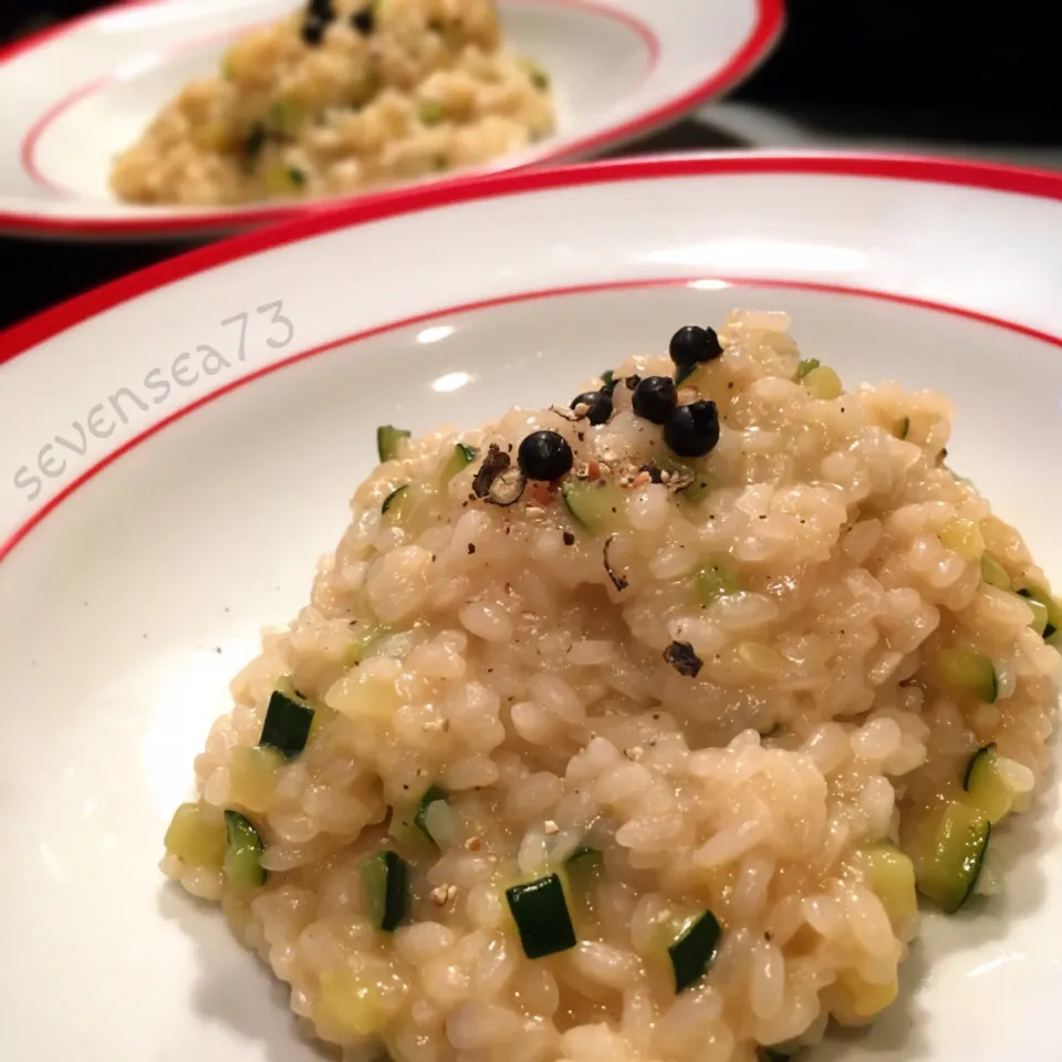 ズッキーニのリゾット生胡椒添えʕ-̼͡-ʔ🇮🇹|七海さん