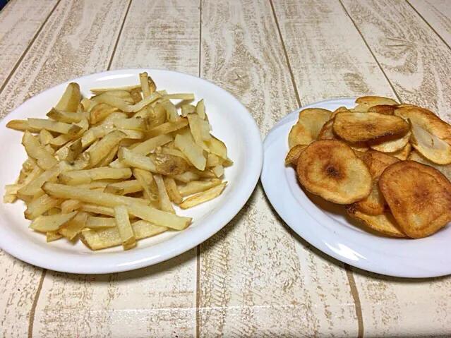 今日の男飯(⌒-⌒; )手作りポテトチップスとフライドポテト♫|ひーちゃんさん