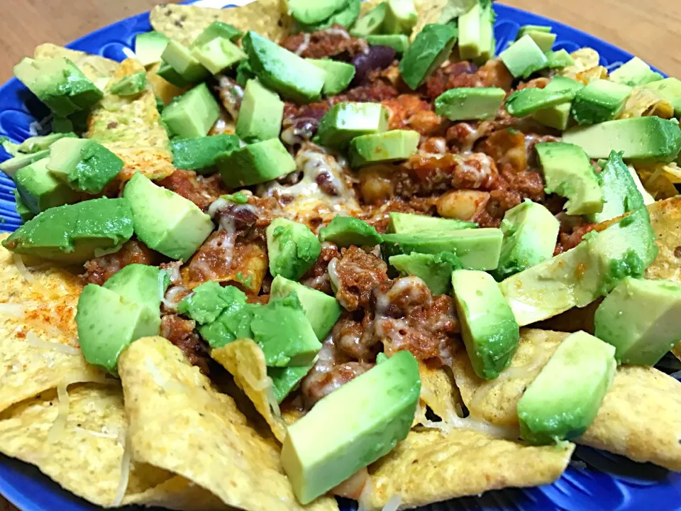 Chili and avocado nachos|Junya Tanakaさん