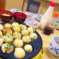 Snapdishの料理写真:たこ焼き|miyukitchenさん