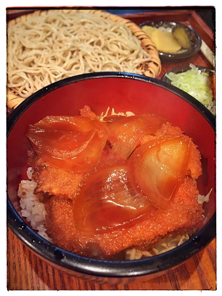 一関市のソースかつ丼と蕎麦のセット|sannyさん