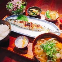 秋刀魚定食！|みきけろさん