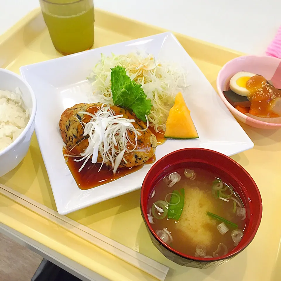 【社食】豆腐ハンバーグ定食|恭子さん