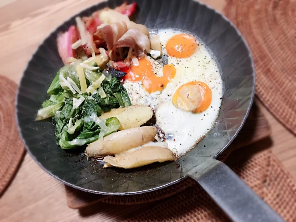 Snapdishの料理写真:homemade breakfast🍳☀️|Yukina Sakamotoさん