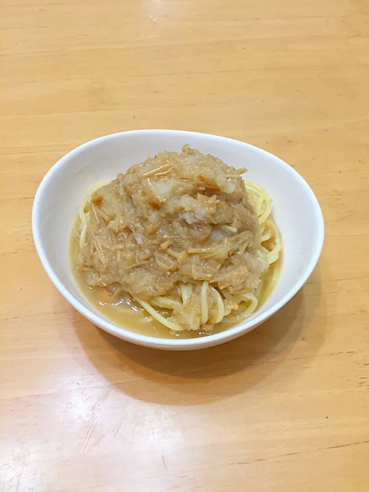 Snapdishの料理写真:なめ茸とおろしのパスタ|にゃーごんさん