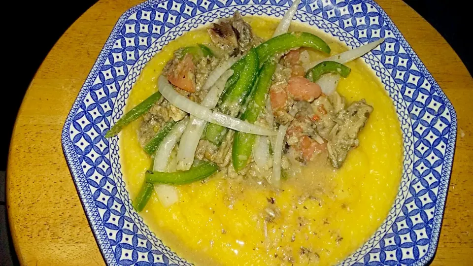 Breakfast of Yellow Grits and Spicy Sardines|Juan Simmsさん