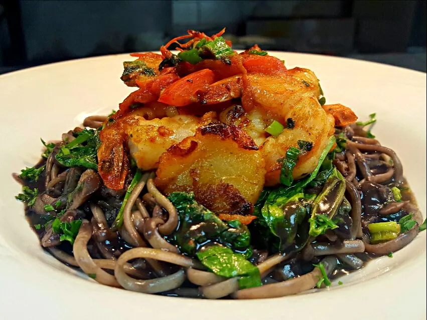 seafood linguini with a squid ink sauce....|chef Charlesさん