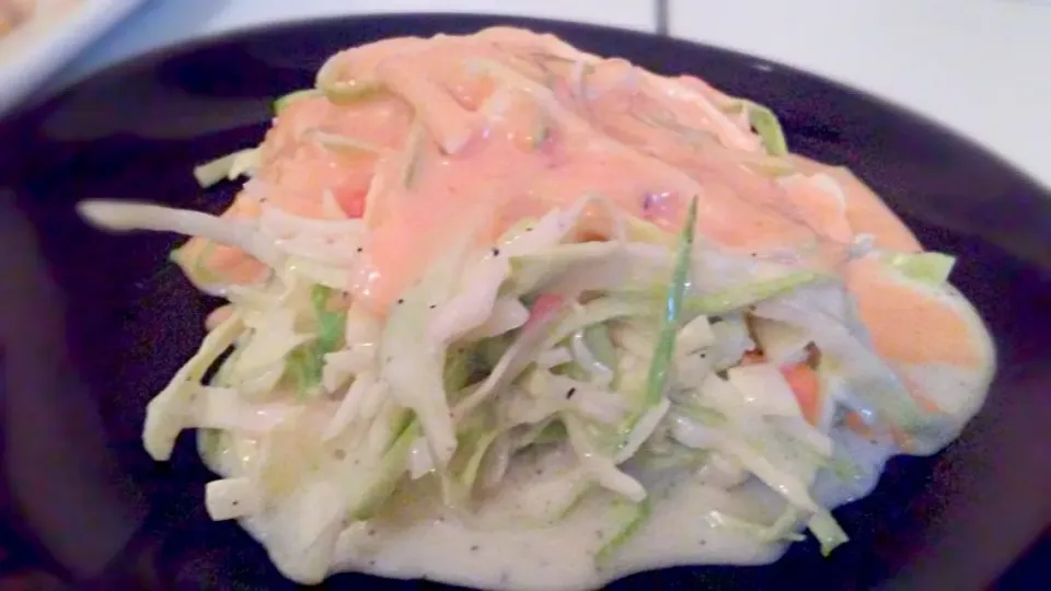 coleslaw smothered in hot mama sauce|Chef Ampさん