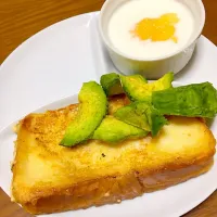 Snapdishの料理写真:#アボカドフレンチトースト|さちさん