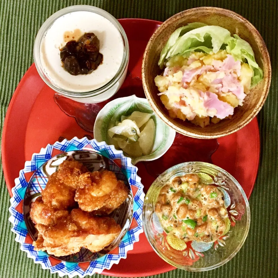 本日の晩ご飯
豆乳から作ったお豆腐、おいし〜い💕|こぶたちゃんさん