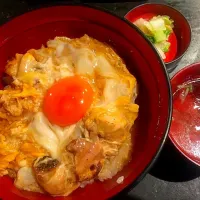 炭焼き親子丼|モトサカさん