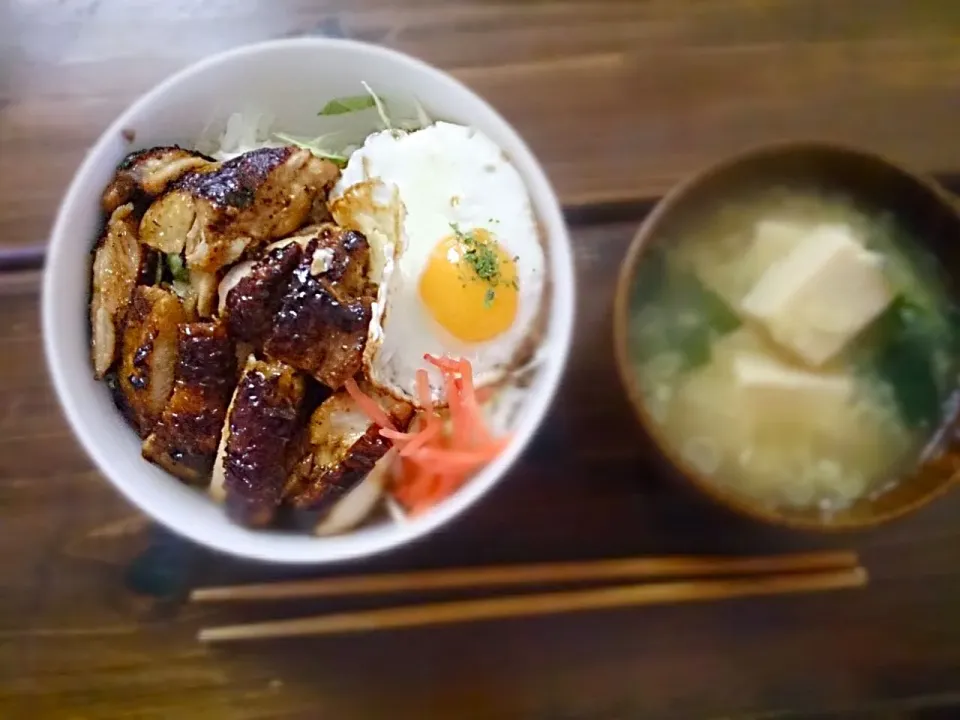 Snapdishの料理写真:チキンの蒲焼き丼|ESTさん