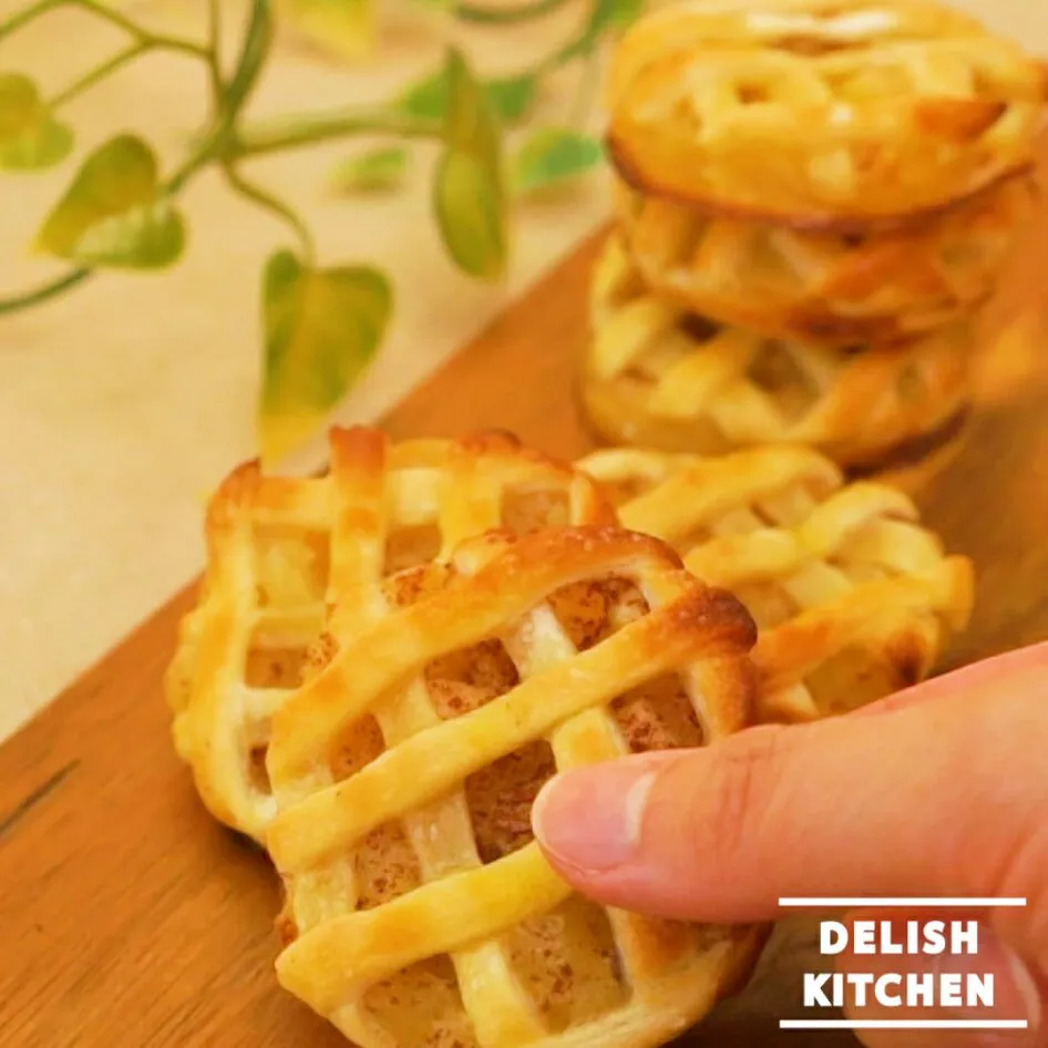 【動画】アップルパイクッキー#delishkitchentv|DELISH KITCHENさん