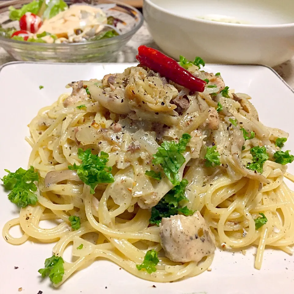 鯖缶でスパゲティー|カウンター嬢さん